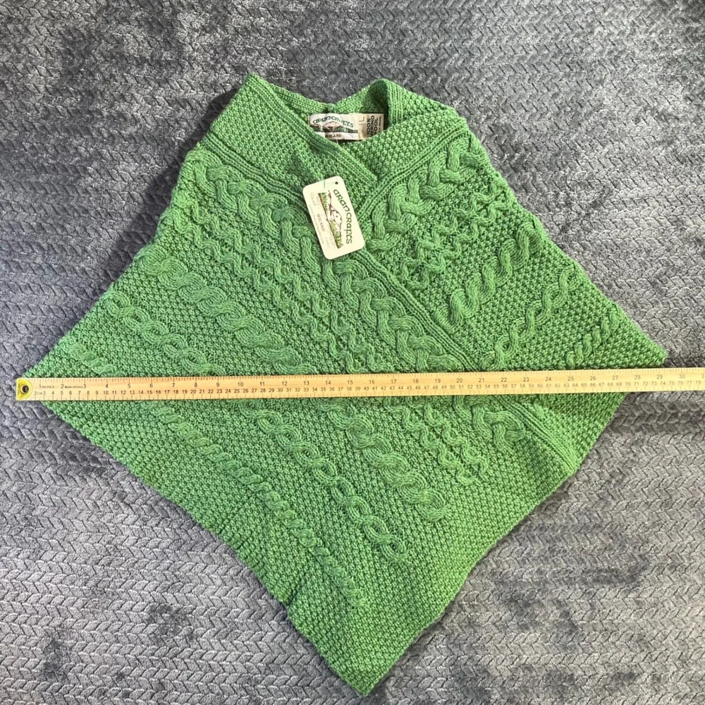 NWT Aran Crafts Kids Green Marl Merino Wool Poncho L Made in Ireland Cable Knit‎